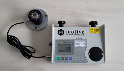 施耐德公司向一諾電子采購(gòu)扭力測(cè)試儀測(cè)試電動(dòng)螺絲槍標(biāo)定